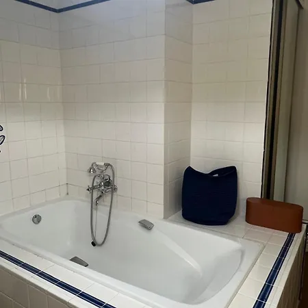 De Luxe Avec Piscine Et Vue Sur Les Cevennes Vila
