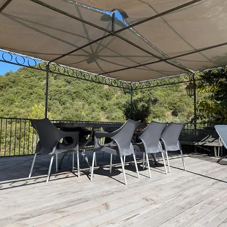 Villa De Luxe Avec Piscine Et Vue Sur Les Cevennes *
