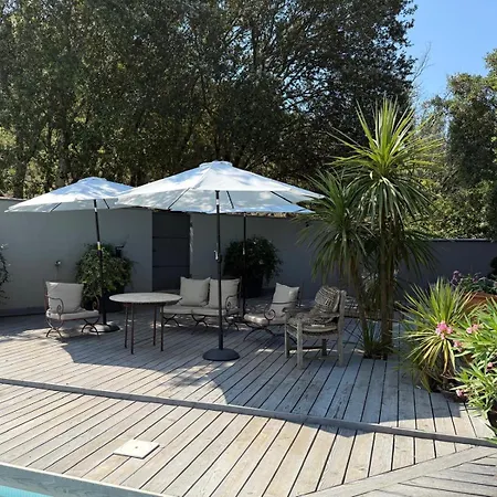 De Luxe Avec Piscine Et Vue Sur Les Cevennes *