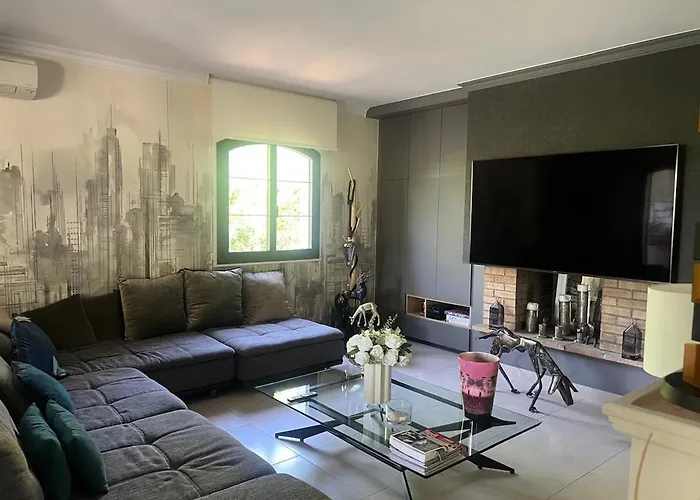 De Luxe Avec Piscine Et Vue Sur Les Cevennes