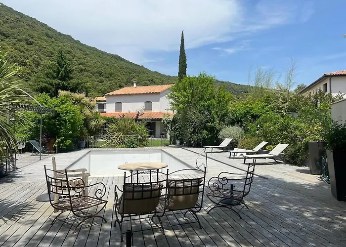 Villa De Luxe Avec Piscine Et Vue Sur Les Cevennes Saint-Brès